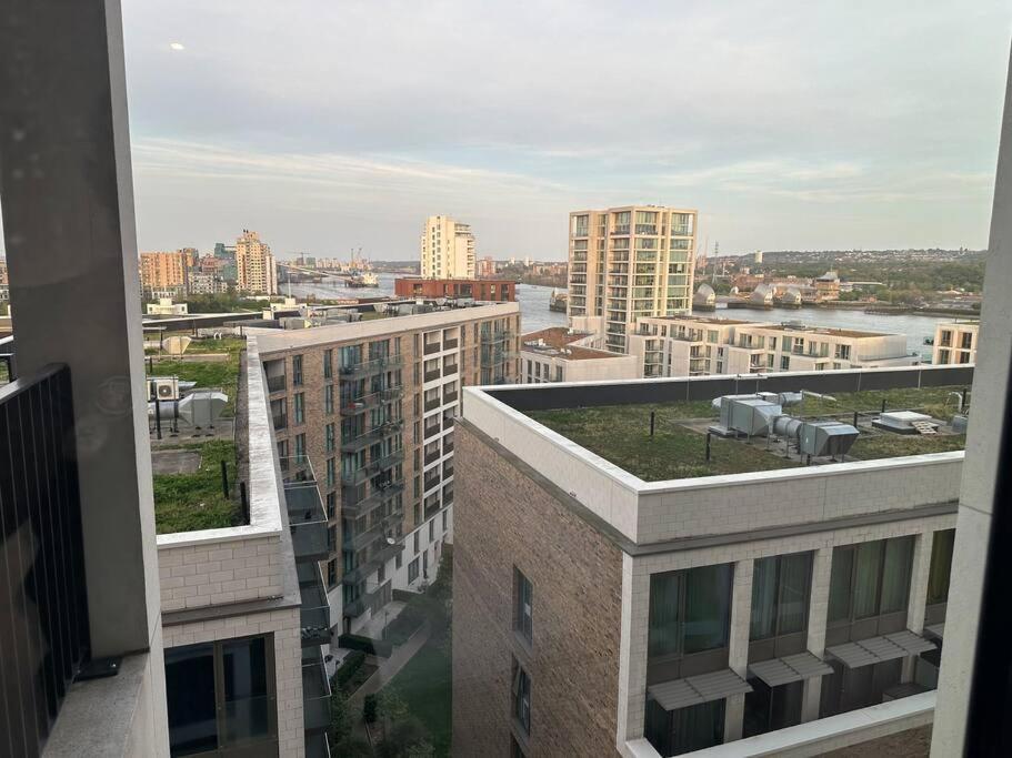 Spacious Modern 1 Bed Apartment. London Exterior photo